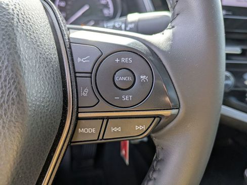 Used 2024 Toyota Camry SE image 21