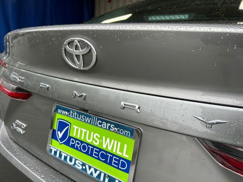 Used 2025 Toyota Camry XLE AWD/4WD image 31