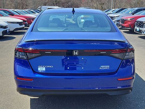Used 2025 Honda Accord Sport image 5