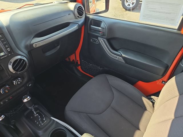 Used 2015 Jeep Wrangler Sport AWD/4WD image 11