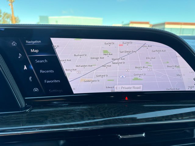 Used 2023 Cadillac Escalade Premium Luxury AWD/4WD image 32