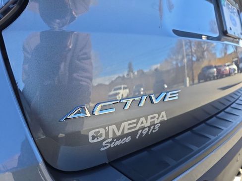 Used 2025 Ford Explorer Active image 23