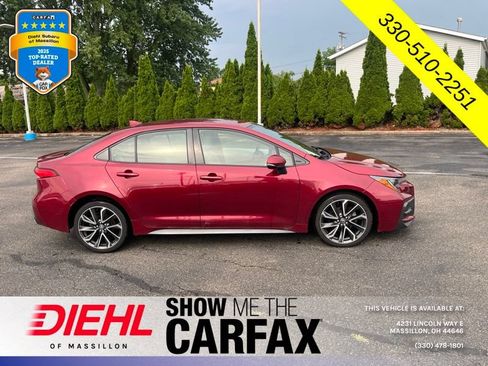 Used 2022 Toyota Corolla SE FWD image 3