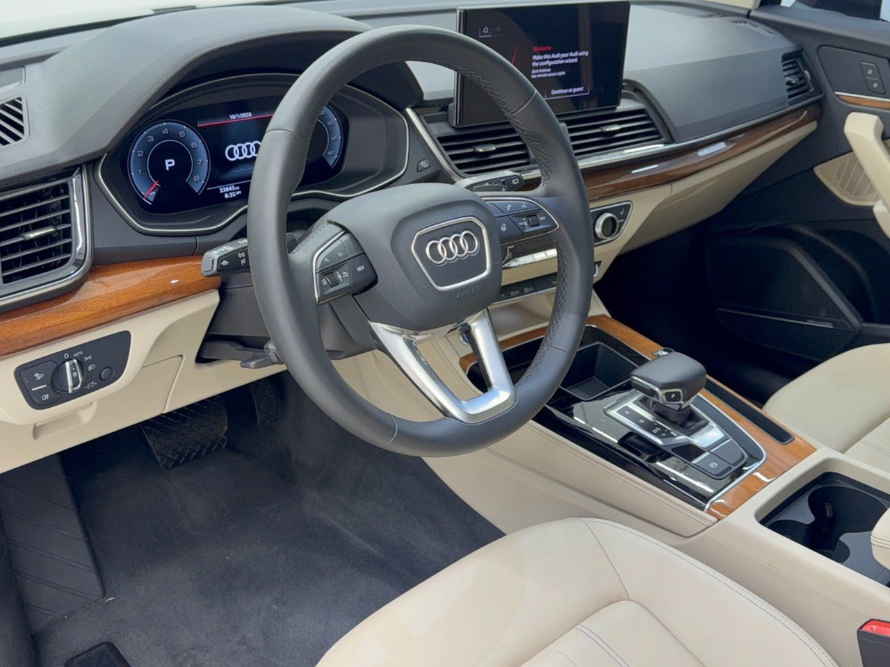 Used 2023 Audi Q5 2.0T Premium Plus w/ Premium Plus Package AWD/4WD image 4