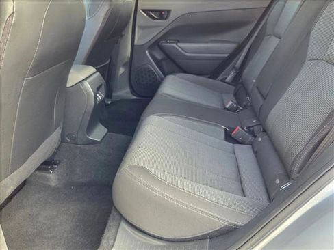Used 2024 Subaru Crosstrek 2.0i Premium image 19