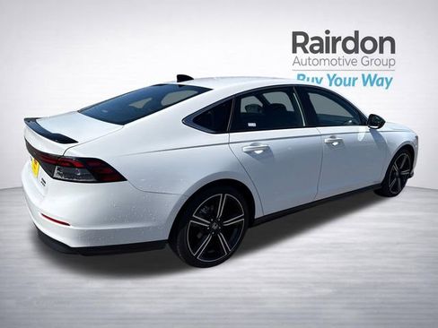 Used 2024 Honda Accord Sport image 9