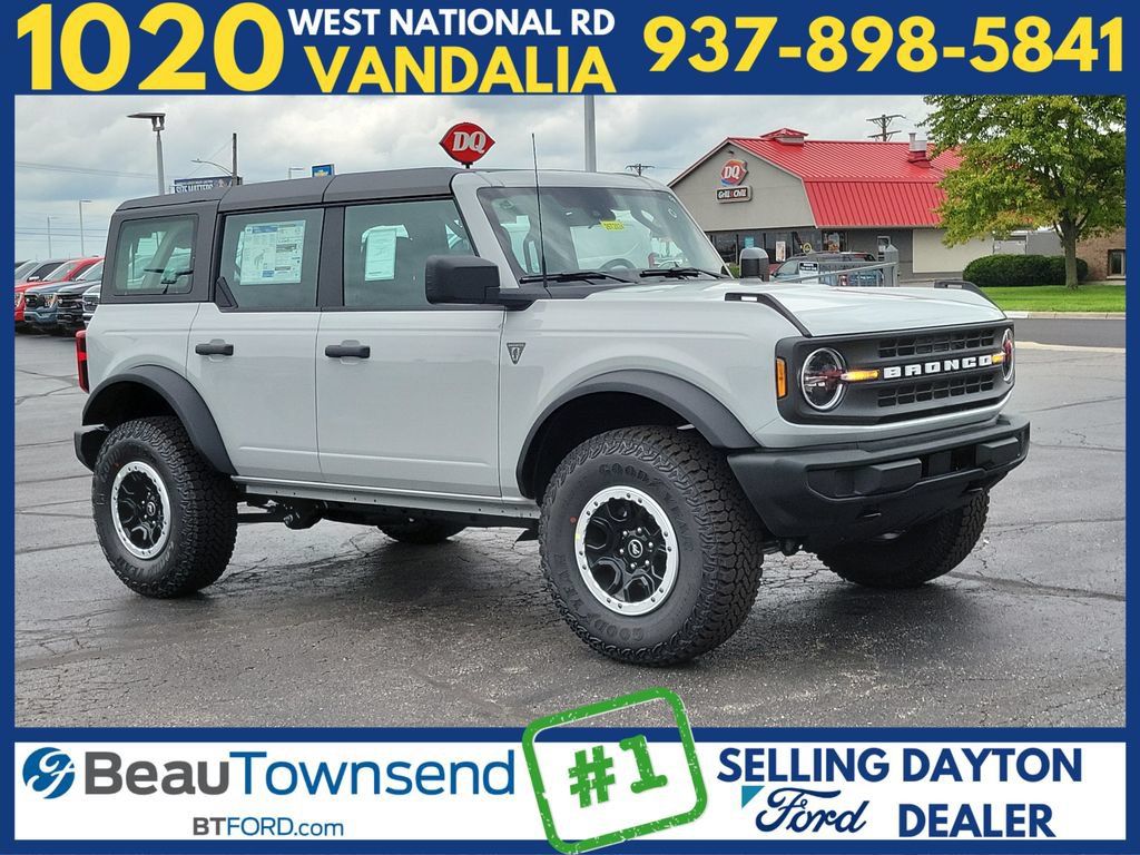 New 2026 Ford Bronco 4-Door w/ Sasquatch Package AWD/4WD 360° Tour