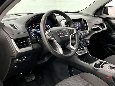 Used 2023 GMC Terrain SLE w/ Driver Convenience Package FWD image 16