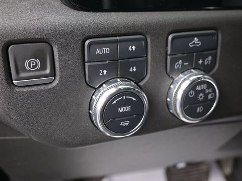 Used 2023 GMC Sierra 1500 Elevation w/ Preferred Package AWD/4WD image 43