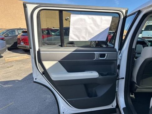 New 2026 Hyundai Santa Fe SE image 24