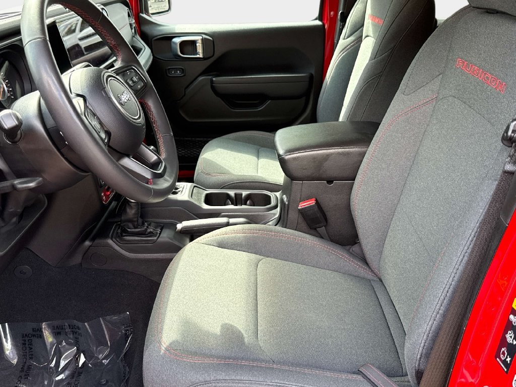 Used 2024 Jeep Wrangler Unlimited Rubicon AWD/4WD image 14