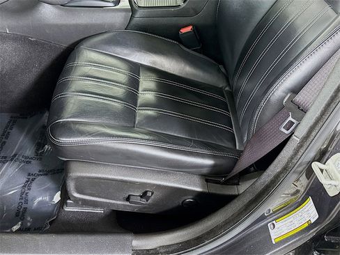 Used 2023 Chrysler 300 S image 27