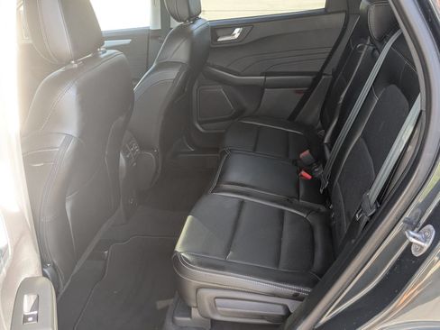 Used 2022 Ford Escape SEL AWD/4WD image 30