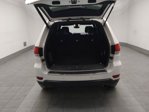 Used 2021 Jeep Grand Cherokee Limited image 29