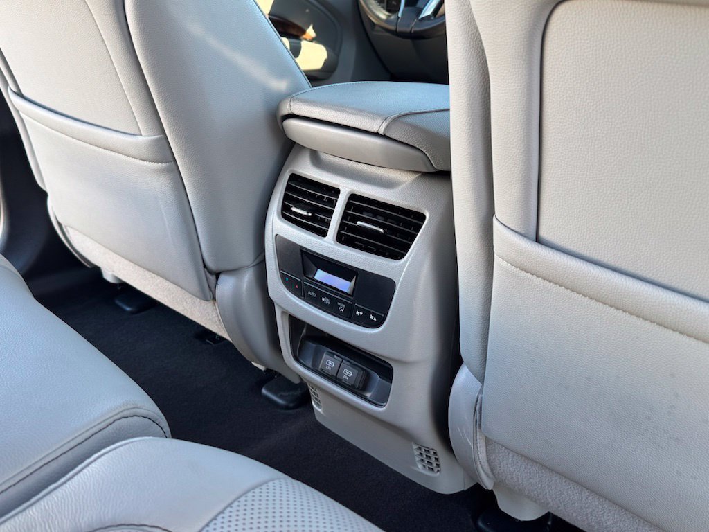 Used 2020 Acura MDX w/ Technology Package FWD image 22