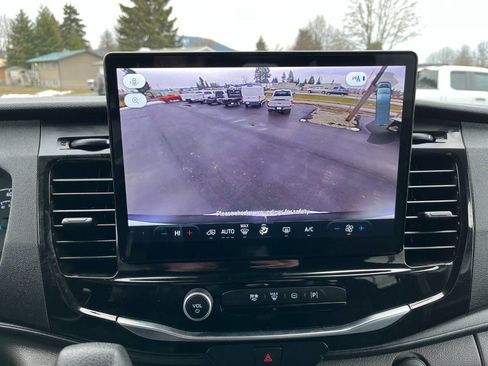 Used 2023 Ford Transit 350 XLT image 13