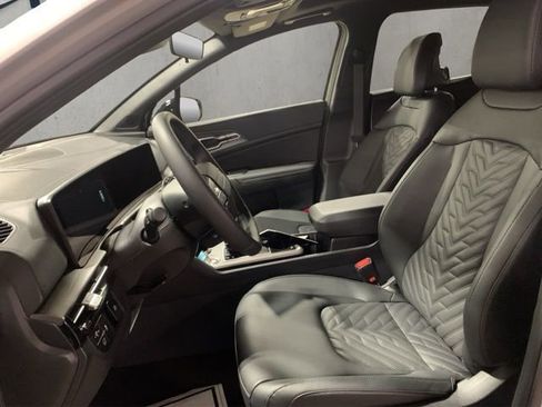 New 2026 Kia Sportage X-Line w/ X-Line Technology Package image 9