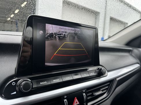 Used 2024 Kia Forte LXS image 28