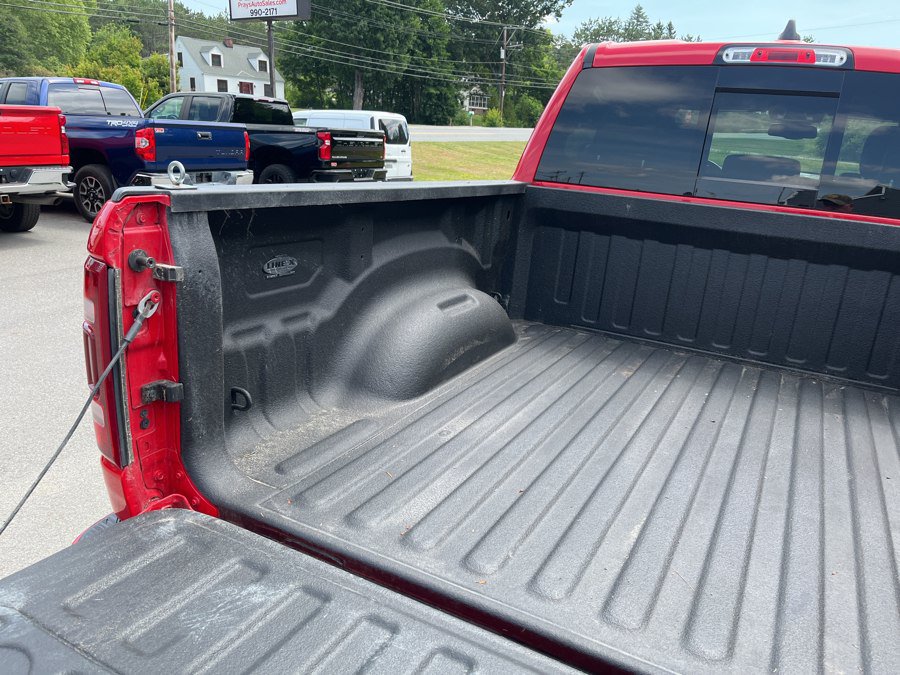 Used 2020 RAM 1500 Laramie w/ Sport Appearance Package AWD/4WD image 5