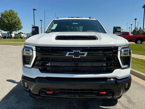 New 2026 Chevrolet Silverado 2500 LT w/ Trail Boss Package AWD/4WD image 9