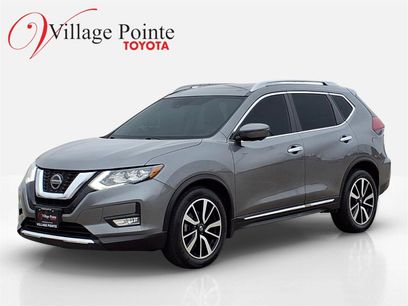 Used 2019 Nissan Rogue SL w/ Premium Package