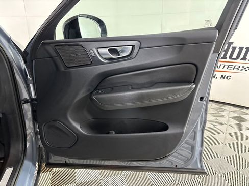 Used 2023 Volvo XC60 B5 Plus w/ Climate Package FWD image 28