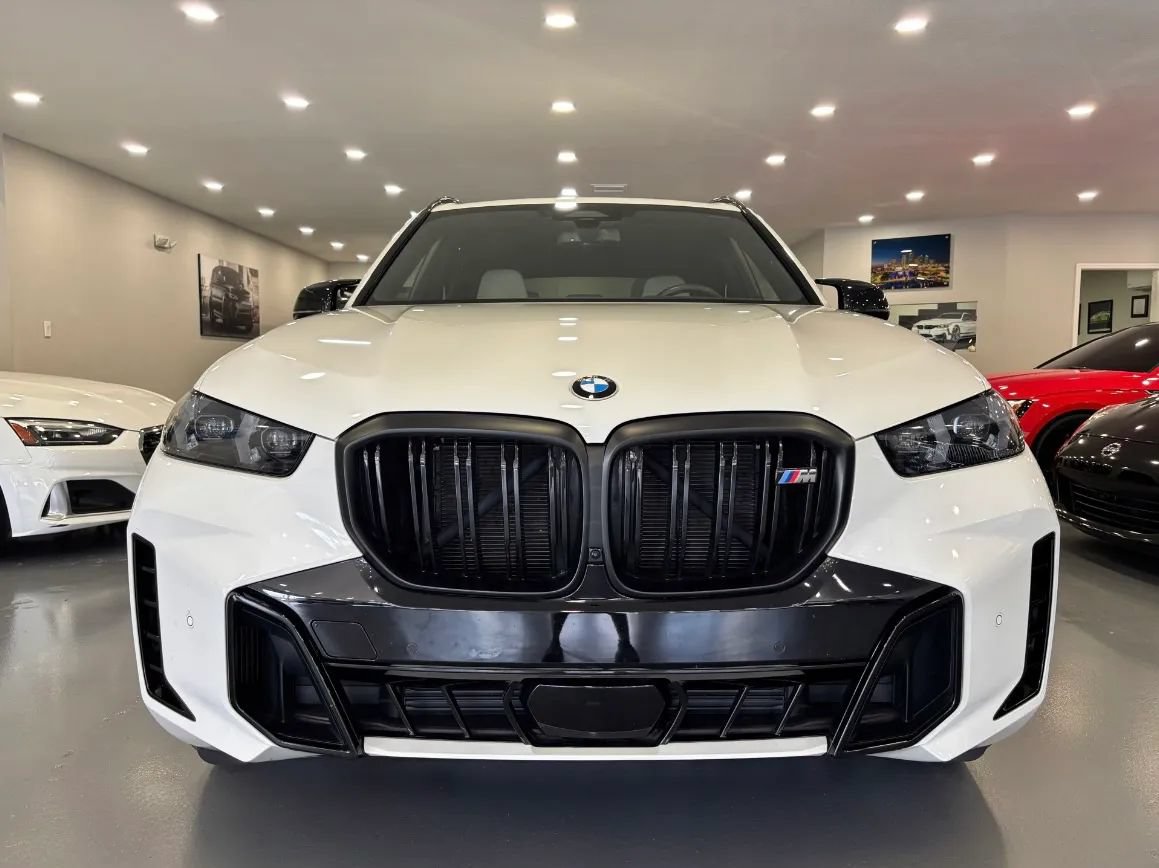 Used 2026 BMW X5 M60i w/ Executive Package AWD/4WD image 3