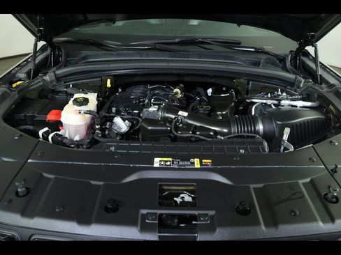 Used 2025 Jeep Grand Cherokee Altitude AWD/4WD image 19