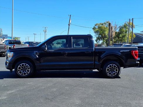 Used 2022 Ford F150 XLT w/ Equipment Group 302A High image 3