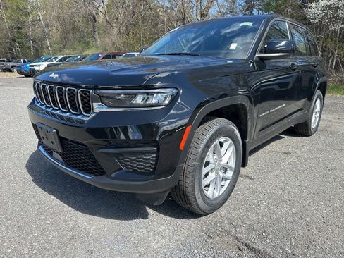 New 2026 Jeep Grand Cherokee Laredo X AWD/4WD image 1
