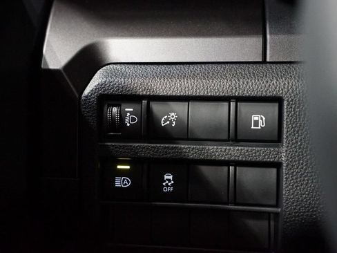New 2026 Toyota 4Runner SR5 AWD/4WD image 25