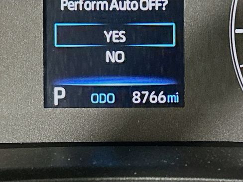 Used 2024 Toyota Corolla Cross AWD Hybrid w/ Moonroof Package image 10