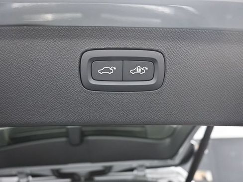 Used 2026 Volvo XC90 B6 Plus w/ Protection Package Premier AWD/4WD image 25