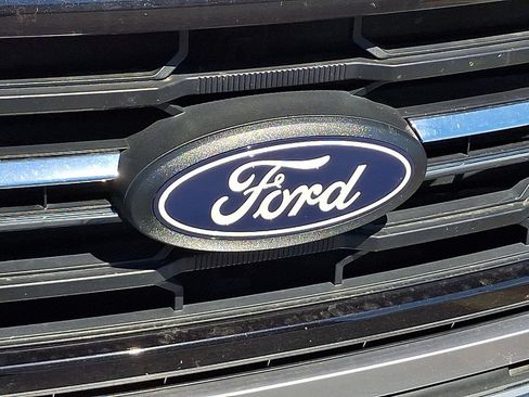 Used 2025 Ford F150 XLT w/ Equipment Group 301A Standard AWD/4WD image 5
