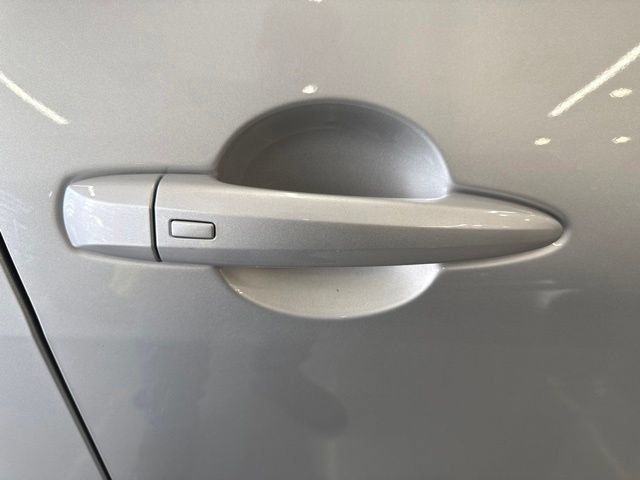 Used 2023 Nissan Sentra SV FWD image 19