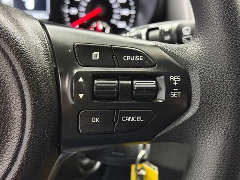Used 2017 Kia Sorento AWD image 28
