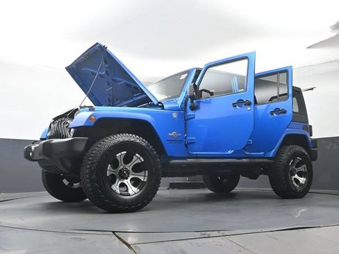 Used 2014 Jeep Wrangler Unlimited Sport AWD/4WD image 40