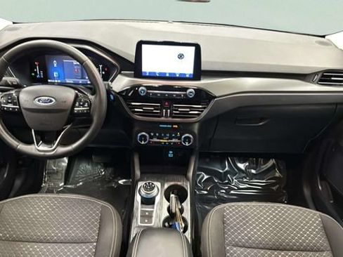 Used 2023 Ford Escape Active AWD/4WD image 11
