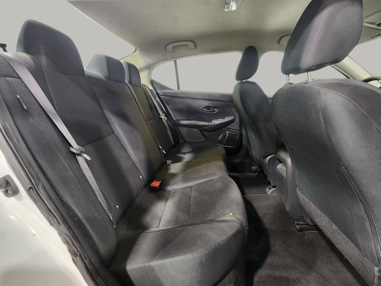 Used 2024 Nissan Sentra S FWD image 29