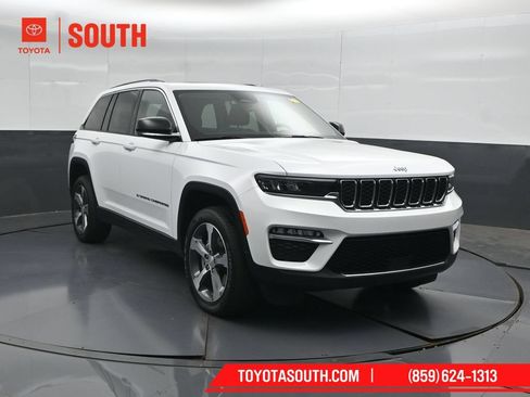 Used 2022 Jeep Grand Cherokee Limited 4xe AWD/4WD image 4