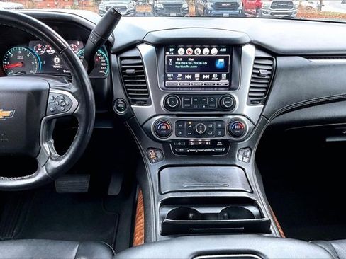 Used 2019 Chevrolet Tahoe Premier image 16