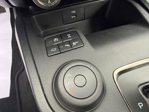Used 2019 Ford Ranger XLT AWD/4WD image 16