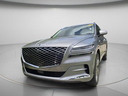 Used 2024 Genesis GV80 2.5T w/ Prestige Package AWD/4WD image 3