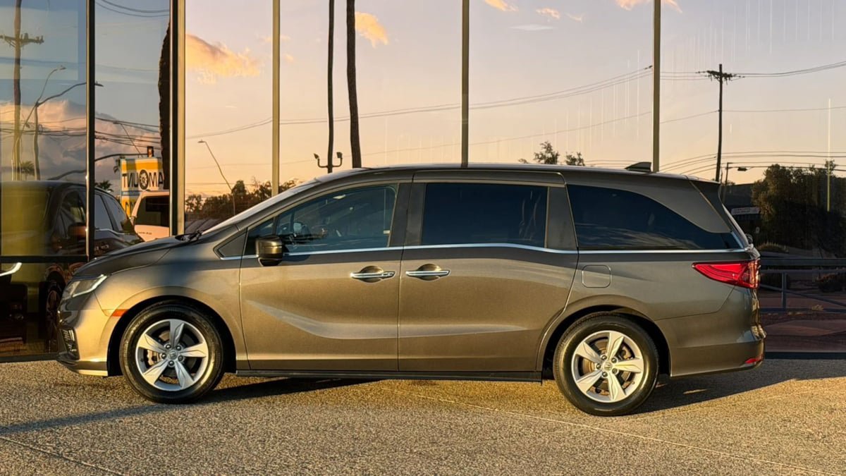 Used 2019 Honda Odyssey EX image 5