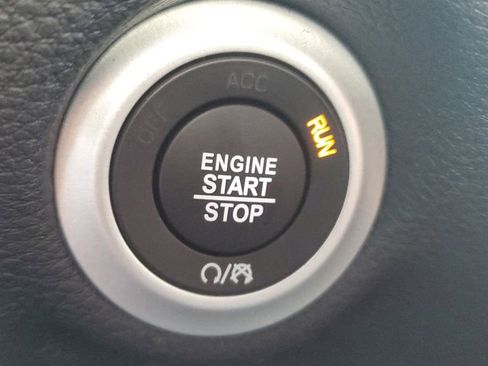 New 2026 Chrysler Pacifica Select image 26