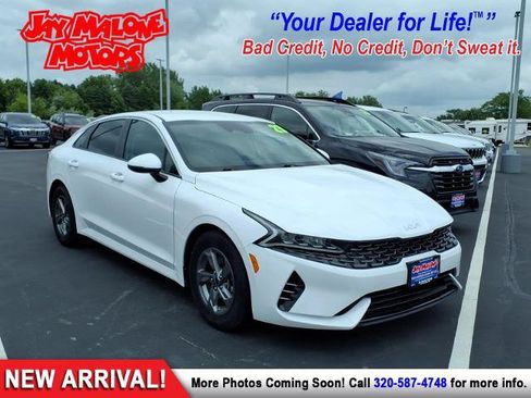 Used 2023 Kia K5 LXS FWD image 1
