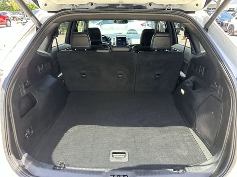 Used 2022 Ford Edge ST AWD/4WD image 16