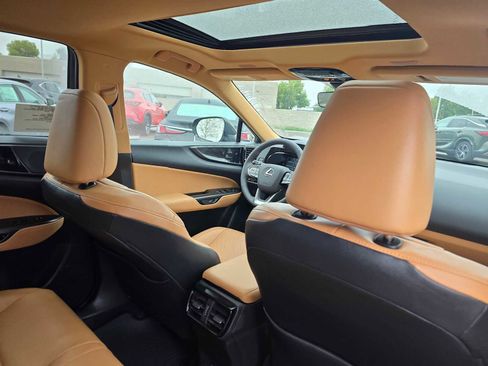 New 2026 Lexus NX 350 AWD image 15