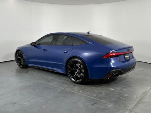 Used 2024 Audi RS 7 Performance w/ Matte Carbon Package image 7