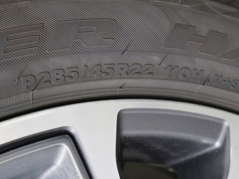 Used 2022 Jeep Grand Wagoneer Series III w/ Rear Seat Video Group 1 image 56